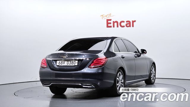 Mercedes-Benz C-Class (W205) C220 d Avantgarde 2016 — фото 2