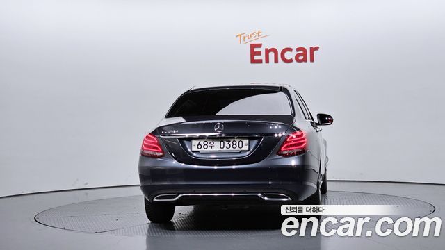 Mercedes-Benz C-Class (W205) C220 d Avantgarde 2016 — фото 4