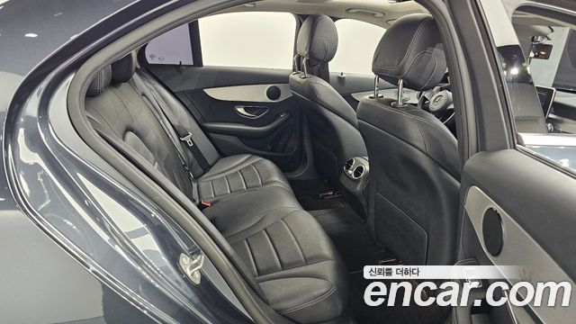Mercedes-Benz C-Class (W205) C220 d Avantgarde 2016 — фото 26