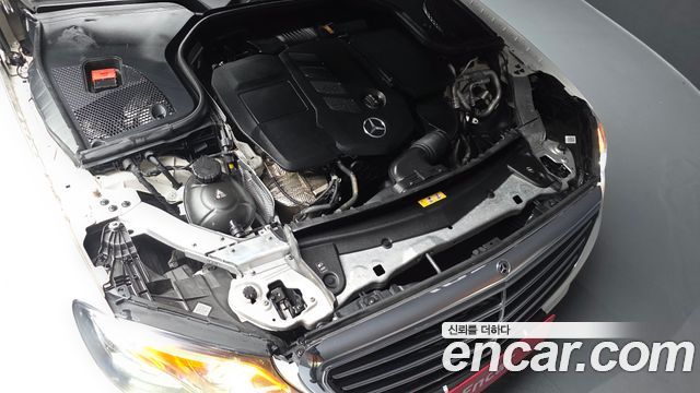 Mercedes-Benz E-Class (W213) E220d Avantgarde 2019 — фото 6