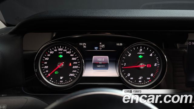 Mercedes-Benz E-Class (W213) E220d Avantgarde 2019 — фото 8
