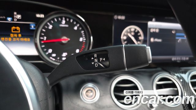 Mercedes-Benz E-Class (W213) E220d Avantgarde 2019 — фото 9