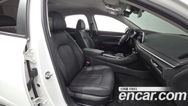 Hyundai Sonata (DN8) 2.0 Premium 2020 — фото 26