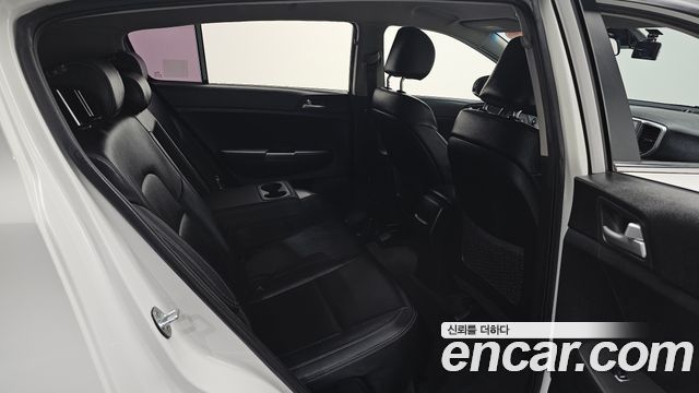 Kia Sportage The Bold Diesel 2.0 4WD Luxury 2019 — фото 26