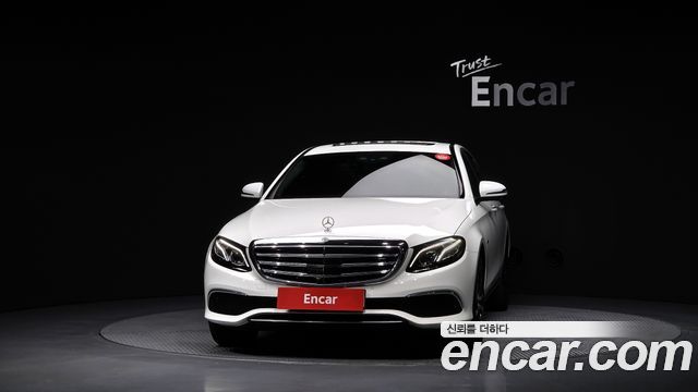 Mercedes-Benz E-Class (W213) E300e 4MATIC Exclusive 2020 — фото 3