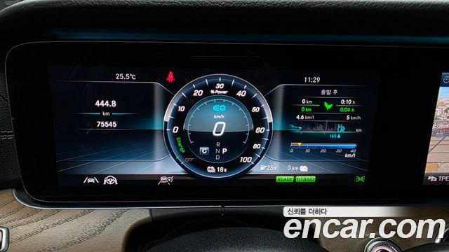 Mercedes-Benz E-Class (W213) E300e 4MATIC Exclusive 2020 — фото 8