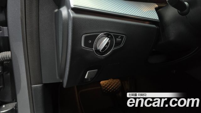 Mercedes-Benz E-Class (W213) E350 4MATIC Avantgarde 2021 — фото 16