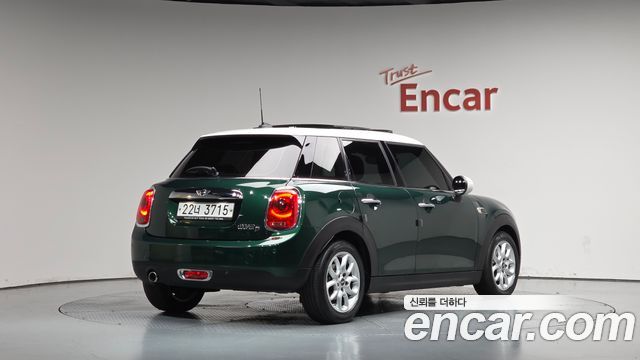 MINI Cooper D 5Door HIGH 3rd 2015 — фото 2