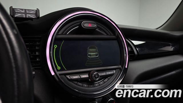 MINI Cooper D 5Door HIGH 3rd 2015 — фото 19