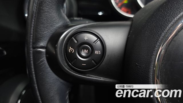 MINI Cooper D 5Door HIGH 3rd 2015 — фото 37