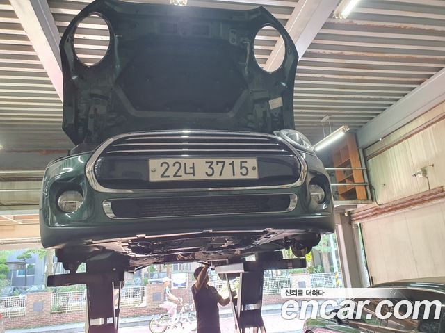 MINI Cooper D 5Door HIGH 3rd 2015 — фото 46