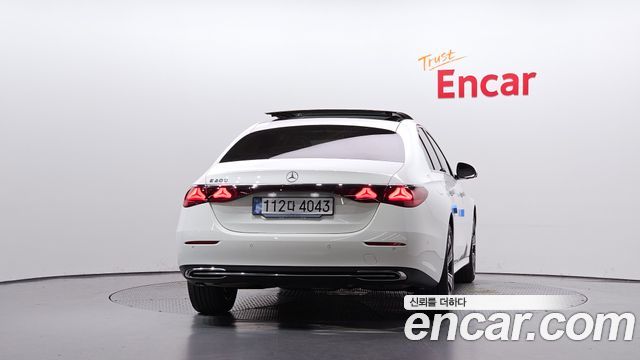 Mercedes-Benz E-Class (W214) E200 Avantgarde 2026 — фото 4