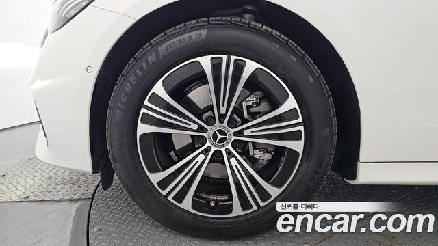 Mercedes-Benz E-Class (W214) E200 Avantgarde 2026 — фото 21