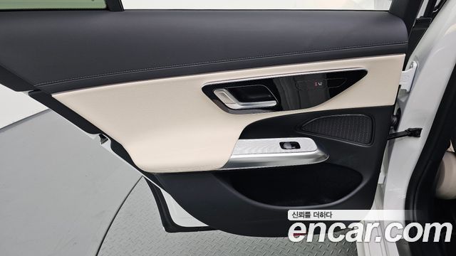 Mercedes-Benz E-Class (W214) E200 Avantgarde 2026 — фото 25