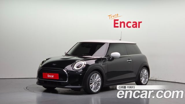 MINI Cooper Classic Third Generation 2023 — фото 1