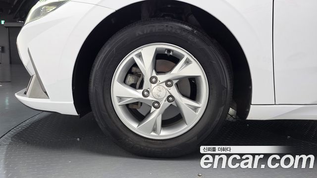 Hyundai Avante (CN7) 1.6 LPi (Rental Car) Smart 2023 — фото 5