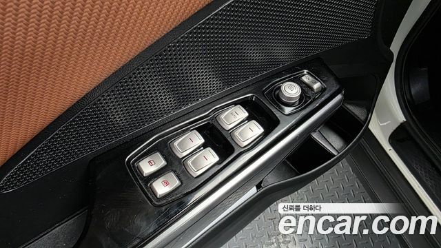 KG Mobility (SsangYong) Tivoli Armor Gear Edition 2WD 2018 — фото 27