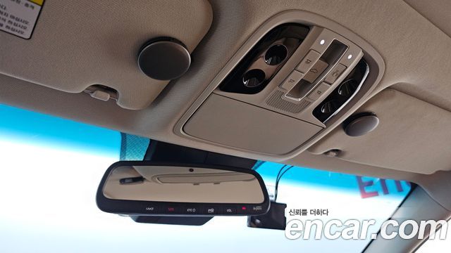 Kia K7 Premier 2.5 GDI Noblesse 2020 — фото 14