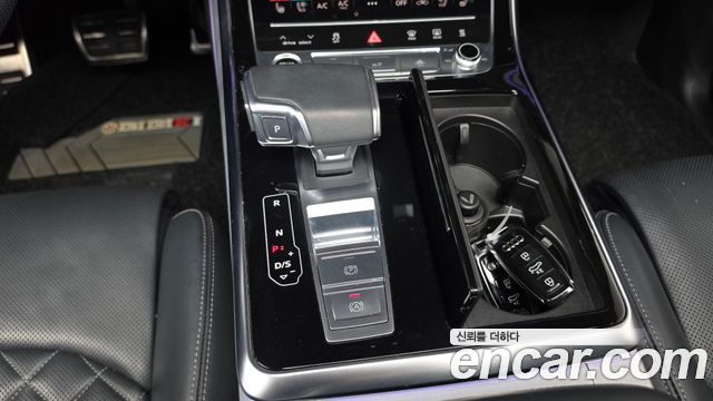 Audi Q8 (4M) 50 TDI Quattro Premium 2021 — фото 9
