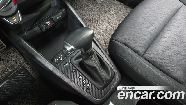 Kia Stonic 1.4 Trendy 2019 — фото 9