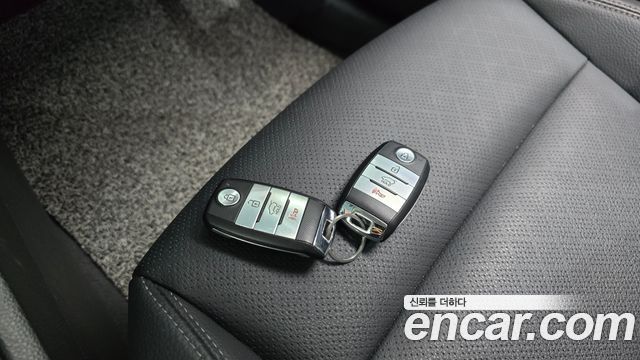 Kia Stonic 1.4 Trendy 2019 — фото 15