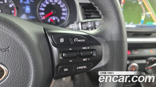 Kia Stonic 1.4 Trendy 2019 — фото 17