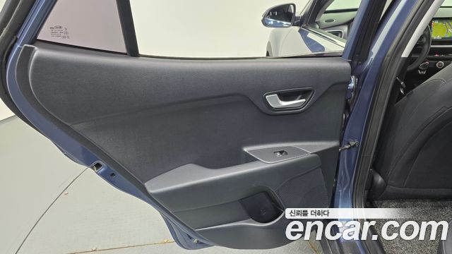 Kia Stonic 1.4 Trendy 2019 — фото 25
