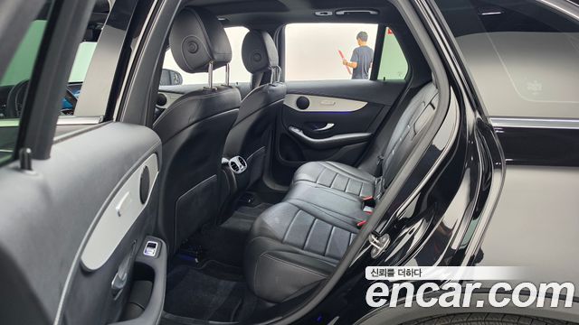 Mercedes-Benz GLC-Class (X253) GLC300e 4MATIC 2020 — фото 15