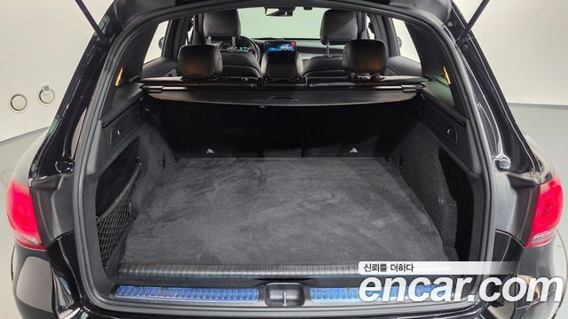 Mercedes-Benz GLC-Class (X253) GLC300e 4MATIC 2020 — фото 21