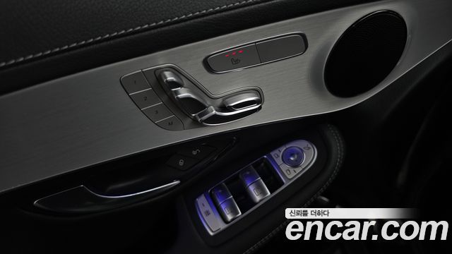 Mercedes-Benz GLC-Class (X253) GLC300e 4MATIC 2020 — фото 33