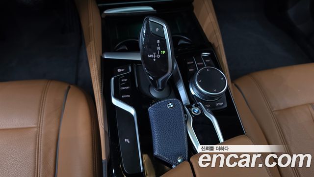 BMW 5 Series (G30) 520i Luxury 2019 — фото 9