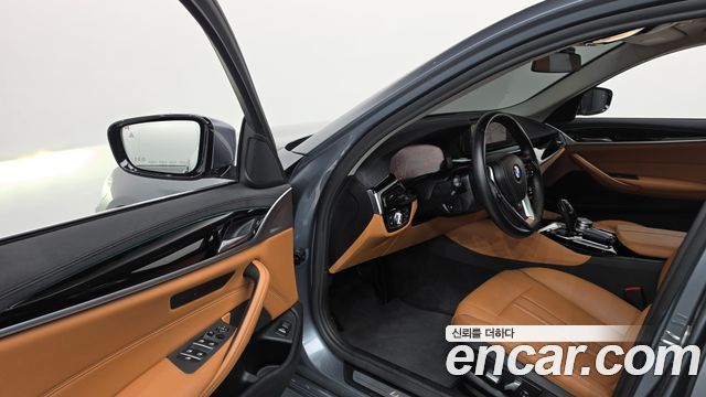 BMW 5 Series (G30) 520i Luxury 2019 — фото 10