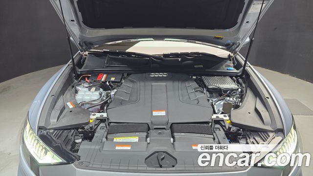 Audi Q8 (4M) 50 TDI Quattro Premium 2021 — фото 6