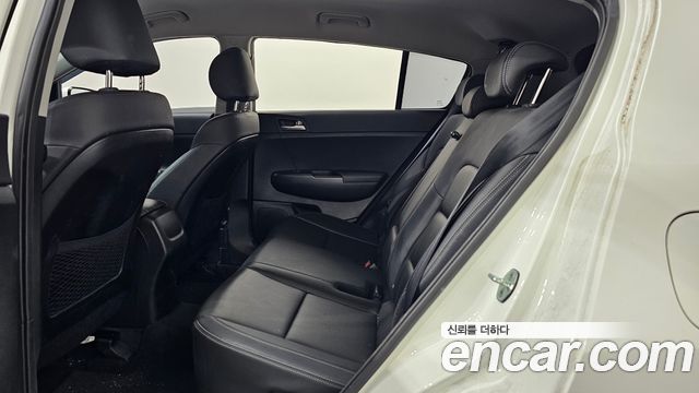Kia Sportage The Bold Diesel 1.6 4WD Trendy 2022 — фото 26