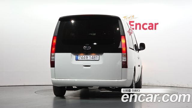 Hyundai Staria Tourer 11-Seater Modern 2022 — фото 4