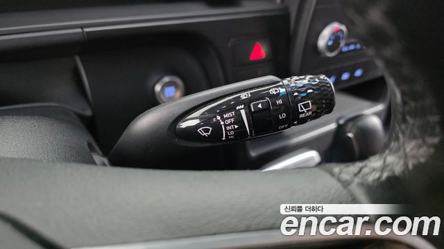 Hyundai Staria Tourer 11-Seater Modern 2022 — фото 12