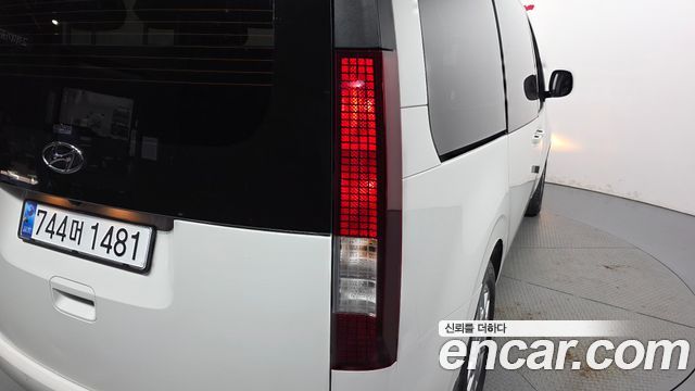 Hyundai Staria Tourer 11-Seater Modern 2022 — фото 23