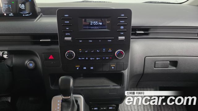 Hyundai Staria Tourer 11-Seater Modern 2022 — фото 30