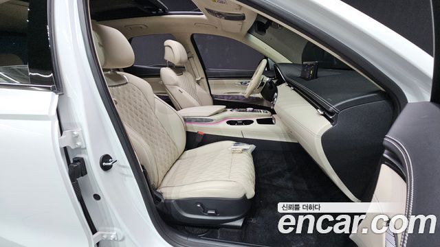 Genesis GV70 2.5T Gasoline AWD 2024 — фото 12
