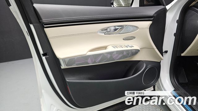 Genesis GV70 2.5T Gasoline AWD 2024 — фото 24