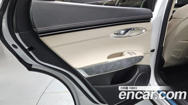 Genesis GV70 2.5T Gasoline AWD 2024 — фото 25