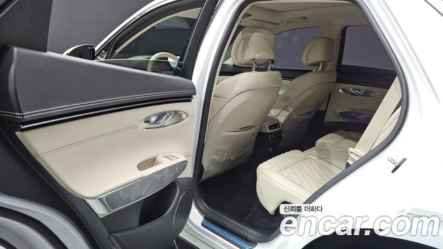 Genesis GV70 2.5T Gasoline AWD 2024 — фото 26