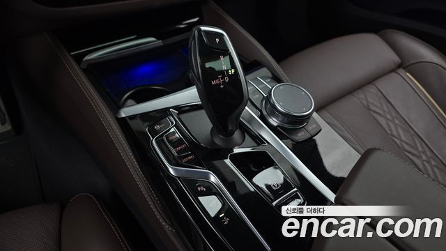 BMW 6 Series GT (G32) 630i xDrive M Sport 2024 — фото 9