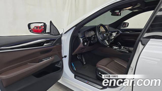 BMW 6 Series GT (G32) 630i xDrive M Sport 2024 — фото 10