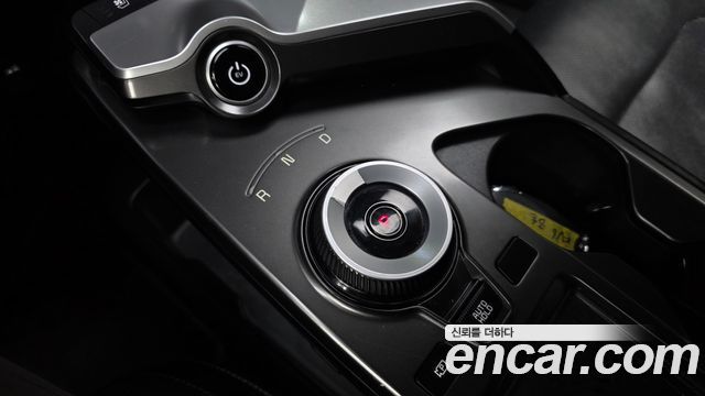 Kia EV6 Standard 4WD Air 2022 — фото 9