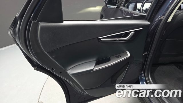 Kia EV6 Standard 4WD Air 2022 — фото 25