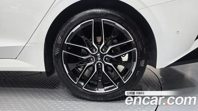 Kia K5 (III) 1.6 Turbo Signature 2020 — фото 21