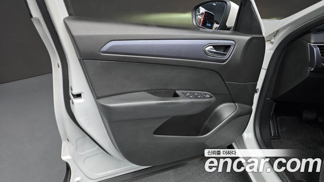 Renault Korea XM3 1.6 GTe LE Plus 2021 — фото 24