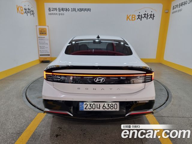 Hyundai Sonata The Edge (DN8) 2.0 Exclusive 2024 — фото 4