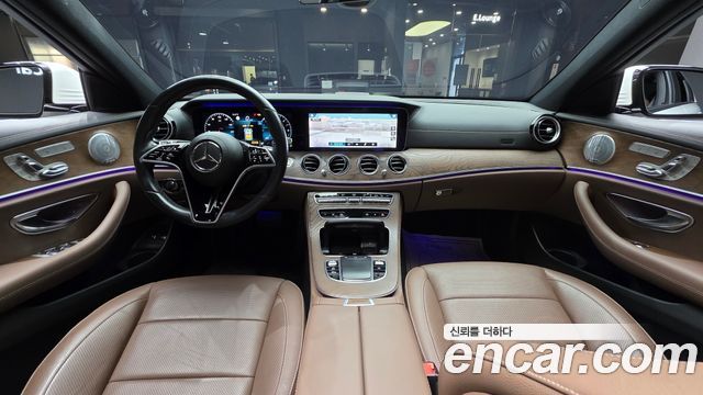 Mercedes-Benz E-Class (W213) E300e 4MATIC Exclusive 2021 — фото 7